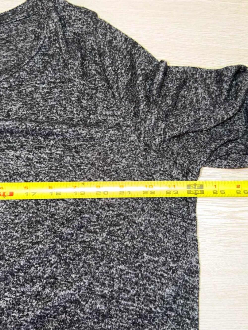 Old Navy Women's Heather Gray Long Sleeve Top XL Rayon Blend Crew Neck - Picture 6 of 8